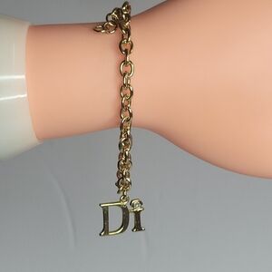 Di Bracelet